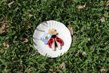 Lataa kuva Galleria-katseluun, Ladybug Brooch
